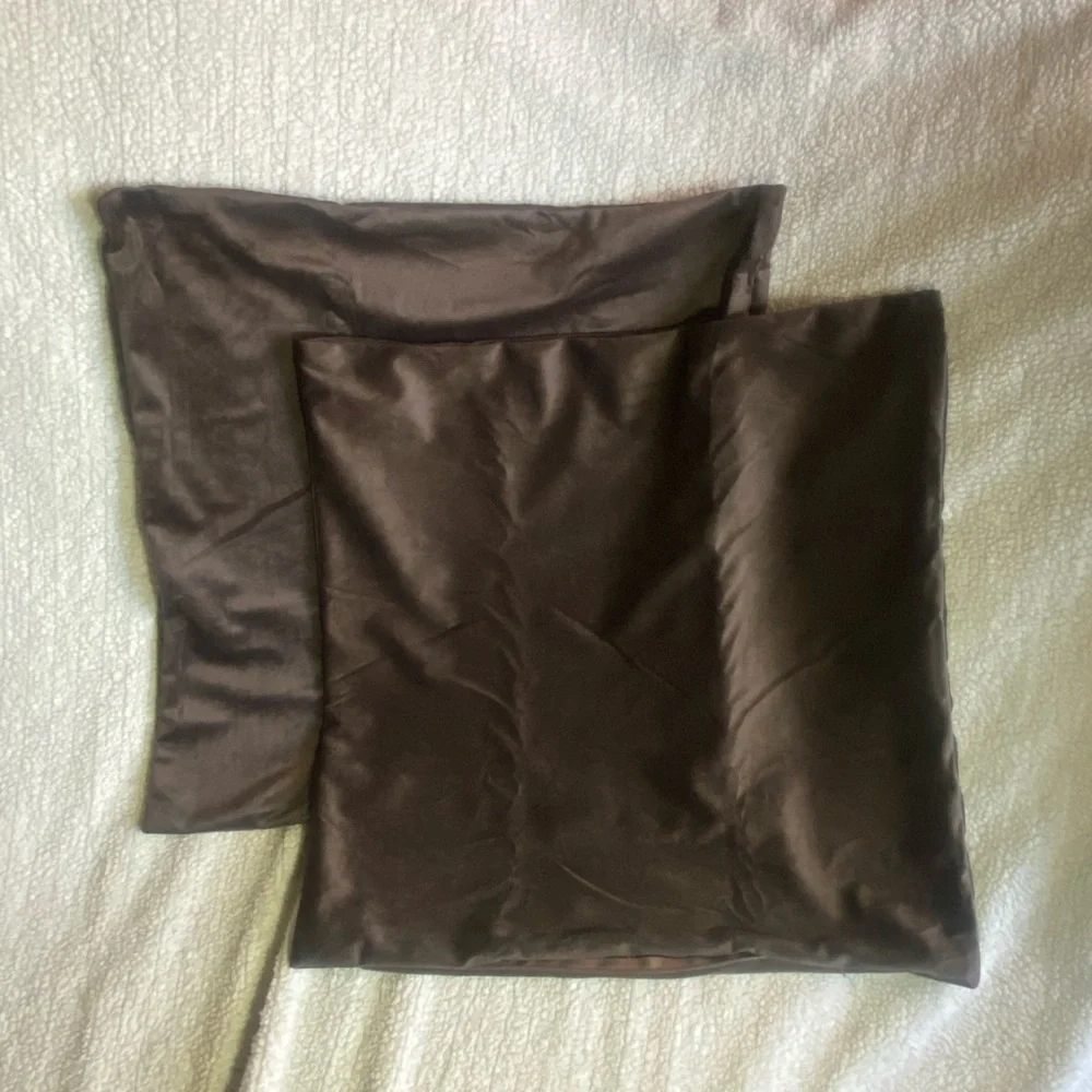 Set of 2 Throw Pillow Cushion Covers, CHOCOLATE 18” x 18” Square, Zipper,